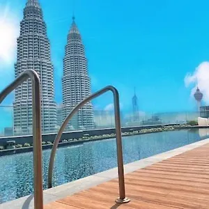 Star Sky Pool Klcc Apartment